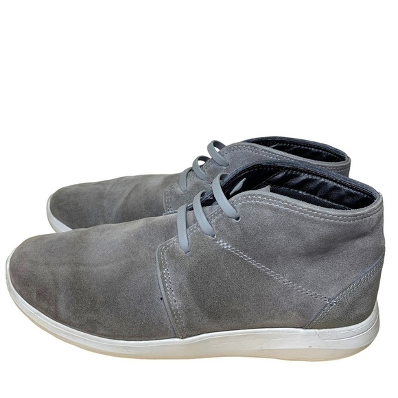 CROCS Kinsale Gray Chukka Suede Leather Triple Comfort Boots Slip On Shoes Sz 10 - Picture 2 of 15